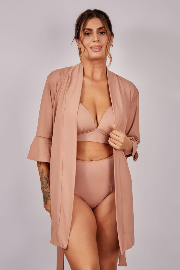 Alternative view of Robe