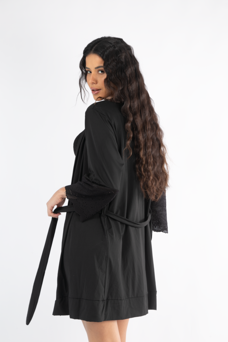 Alternative view of Robe com Mangas em Renda Lese